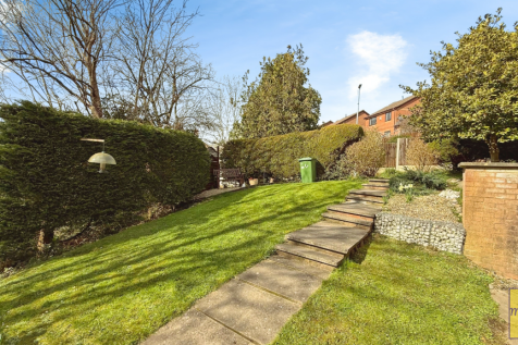 Front garden plot