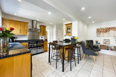 Kitchen/Family