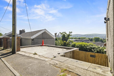 8TheCroft-26