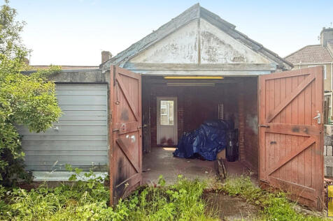 Double garage
