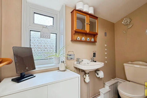 Downstairs cloakroom