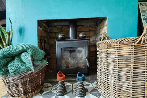 Log burner