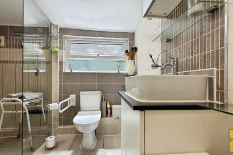 Downstairs shower room