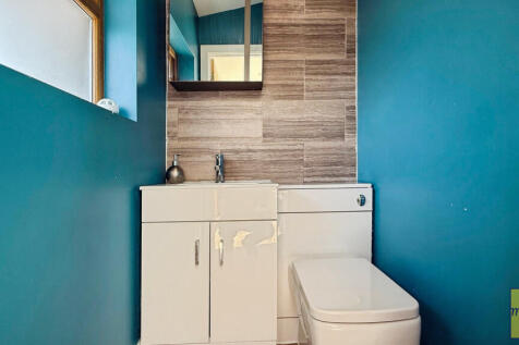 Downstairs cloakroom