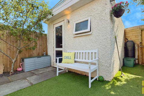 Garden room