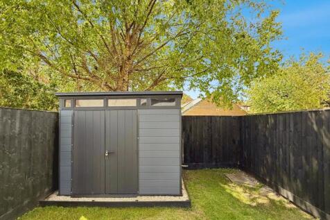 Storage container