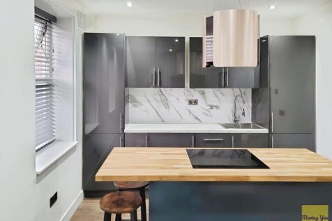 Kitchen/lounge
