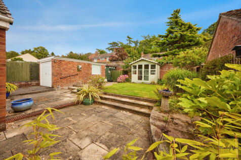 f599c6e7-REAR 20GARDEN 206
