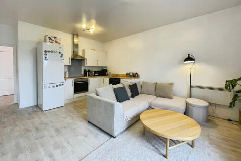 Living/Kitchen