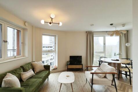 Kitchen/diner/lounge