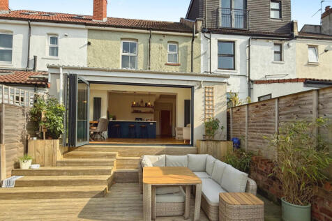 View of the rear of the property