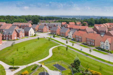 Drone footage of Hesslewood Park and Fleet Green