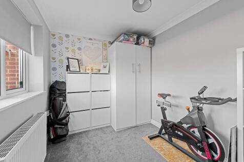 Study/Bedroom 5