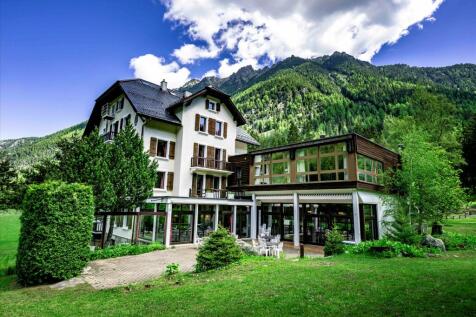Property Image 25