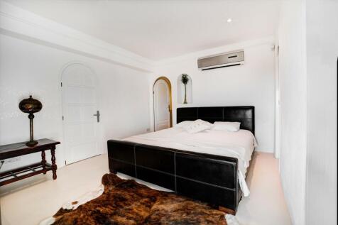 14 bedroom mini reso