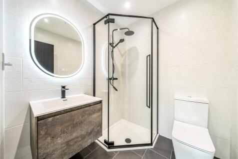 En Suite 2