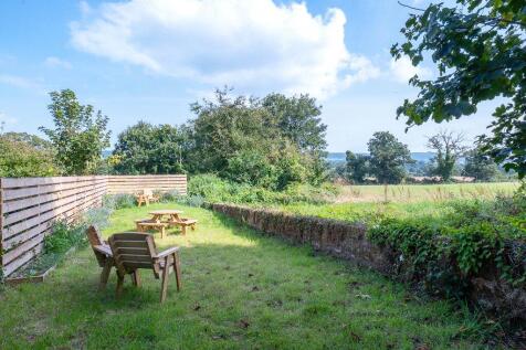 Communal Picnic Area