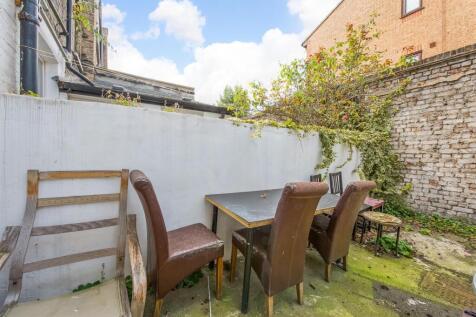08.09.2020_63-Henshaw-Street-SE17-1PE_7.jpg