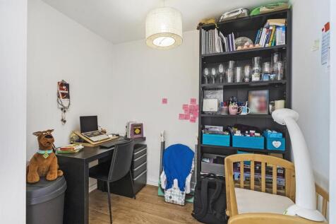 Aston Gray, 11 Shepherd Court 2 Annabel Close (12)