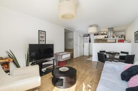 Aston Gray, 11 Shepherd Court 2 Annabel Close (13)