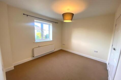 and bedroom 1.jpg