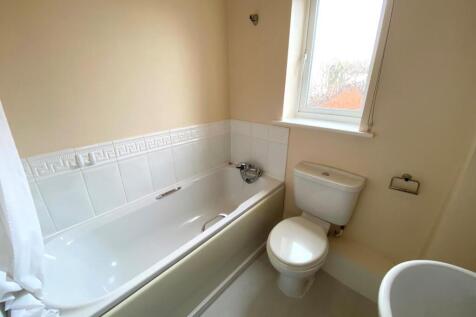 Main bathroom
