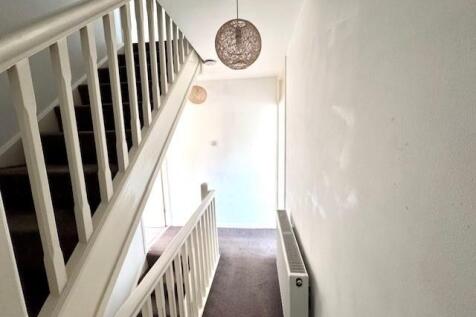 almond close stairway 2.jpg
