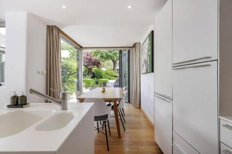 Breakfast Room