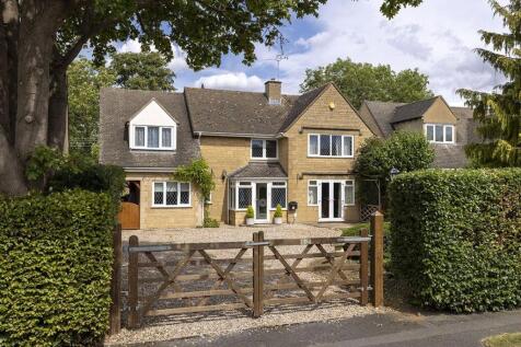 12 Collin Close