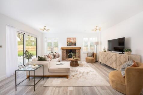Show Home Living