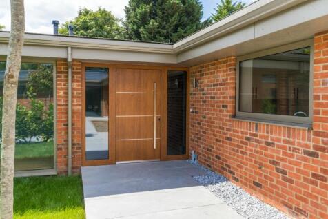 House 4 Entrance