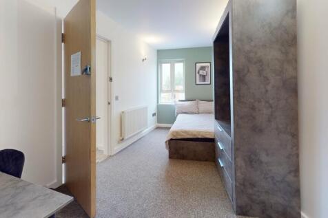 Flat-2-Hog-House-Bed