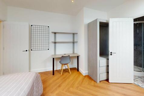 106-Derby-Road-Flat-