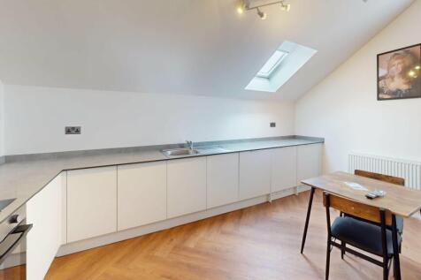 106-Derby-Road-Flat-