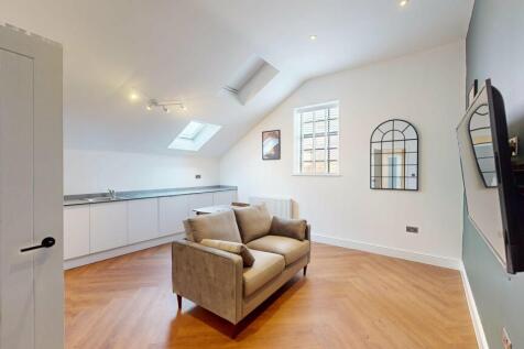 106-Derby-Road-Flat-
