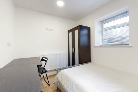 20a-Meadow-Lane-1011