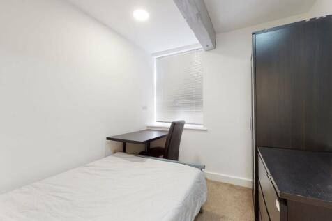 20a-Meadow-Lane-1011