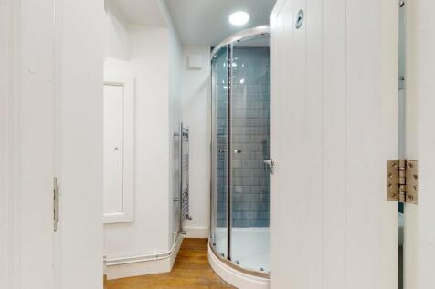 20a-Meadow-Lane-1011