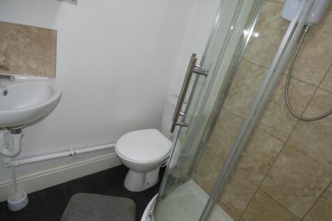 4 downstairs shower
