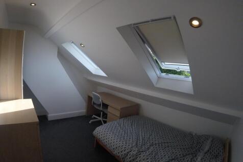 11 top rear bed