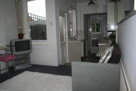 Lounge/Kitchen