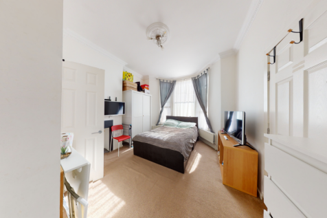 STUDIO/SUITE ONE