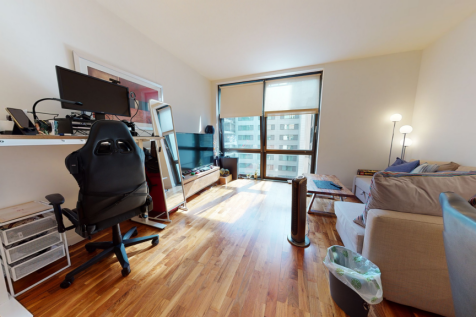 OPEN PLAN KITCHEN/LIVINGROOM ONE