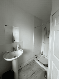 BATHROOM ONE