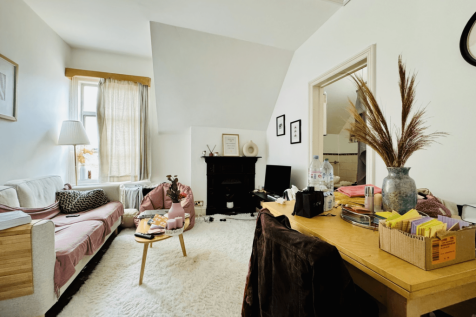 LIVINGROOM ONE