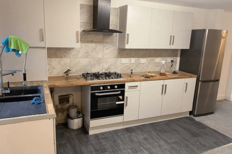OPEN PLAN RECEPTION/KITCHEN ONE