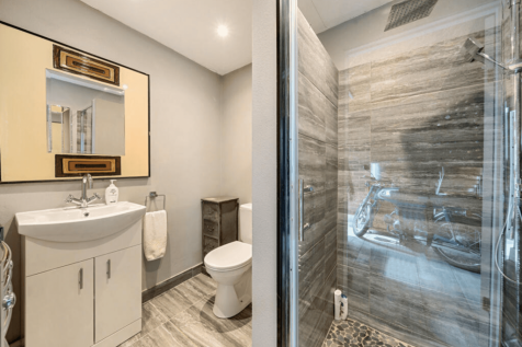 BATHROOM THREE