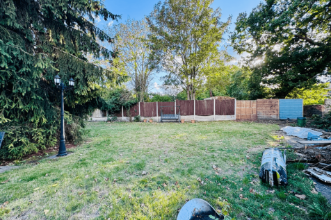 GARDEN ONE