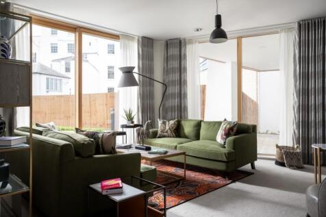 Communal Lounge