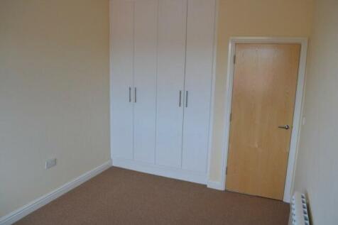 Bedroom 1.jpg